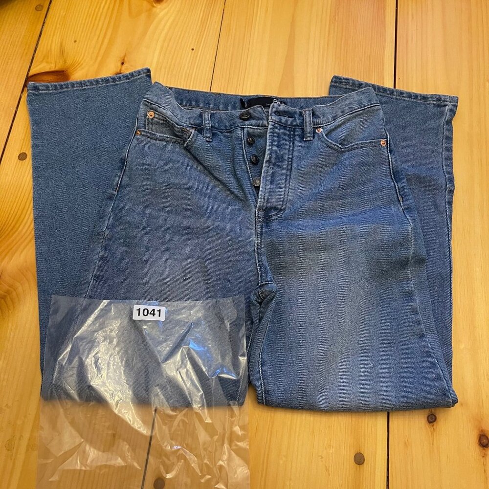 High-Waisted Womens Blue Denim Jeans By BBJ Los Angeles Sz 3/26 Button Fly & Bac - Picture 9 of 10